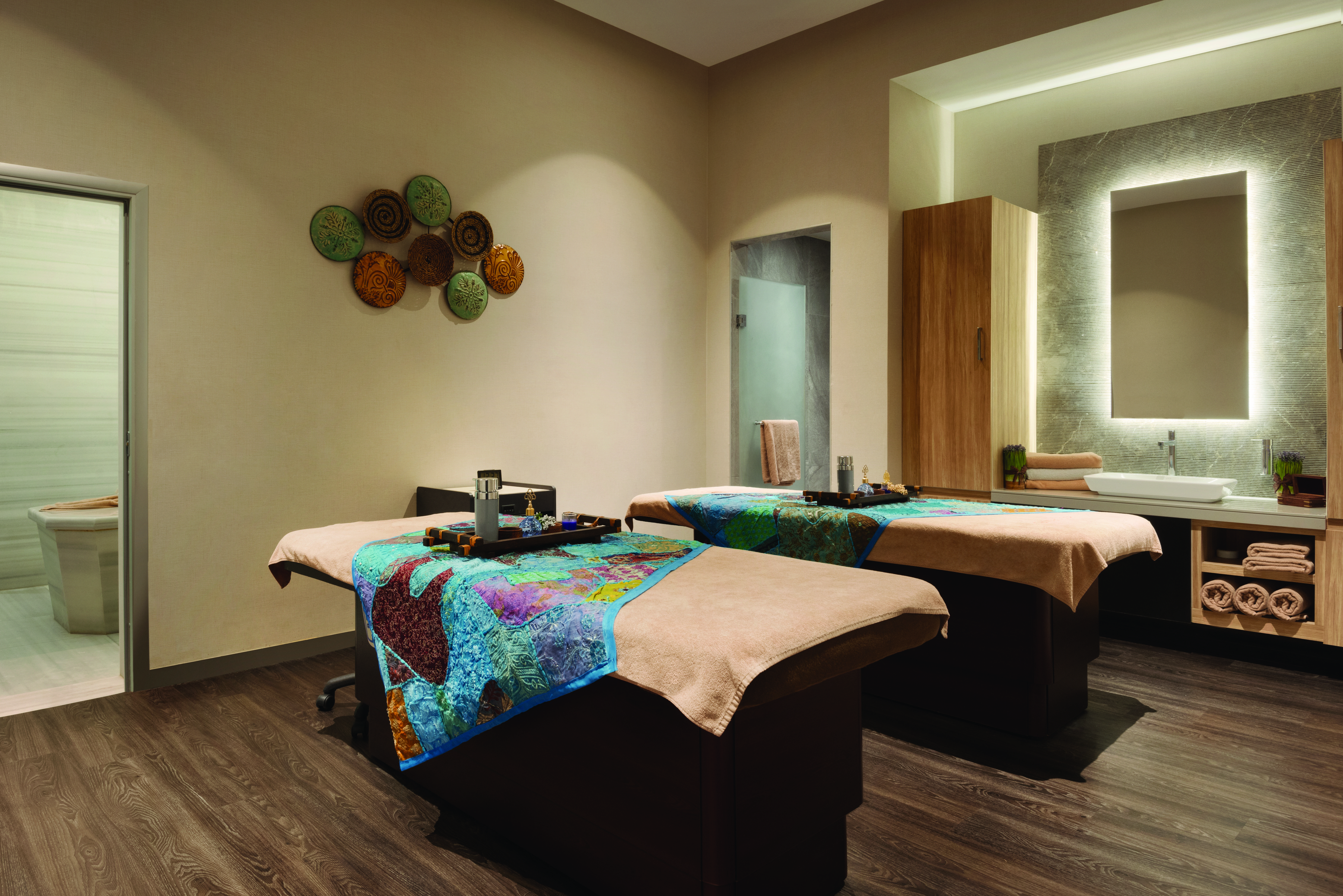 Tryp By Wyndham Istanbul Basin Ekspres Hotel Exterior foto Spa at the hotel